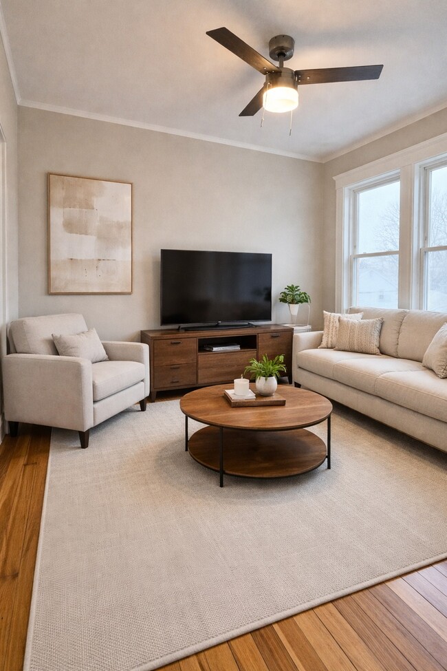 89 Glendower Rd, Unit 3