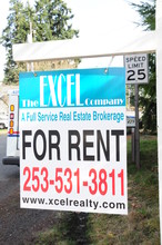 424 161st St S in Spanaway, WA - Foto de edificio - Building Photo