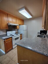 46953 Chemult Cmm in Fremont, CA - Foto de edificio - Building Photo