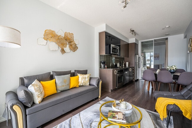 85 Lillian St in Toronto, ON - Building Photo - Building Photo