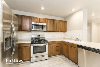 7427 Margollini St in Las Vegas, NV - Building Photo - Building Photo