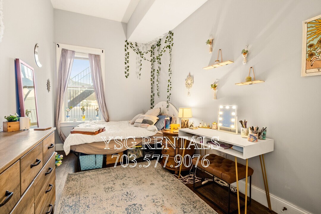 1435 Tremont St, Unit #3 in Boston, MA - Building Photo