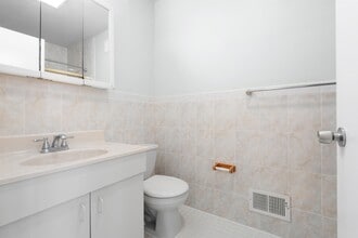 519 3rd St in Union City, NJ - Building Photo - Building Photo