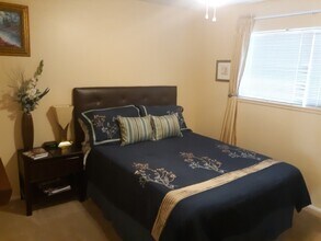 3030 Winding Way in Redding, CA - Building Photo - Building Photo