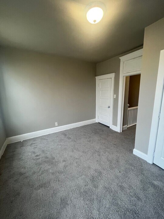 3023 W Belvedere Ave in Baltimore, MD - Building Photo