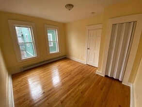 373-375 Blatchley Ave in New Haven, CT - Building Photo - Building Photo