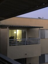 1645 Emerald St, Unit Pacific Beach in San Diego, CA - Building Photo - Building Photo