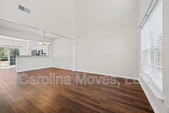 106 Waterford Park Dr in Greer, SC - Building Photo - Building Photo