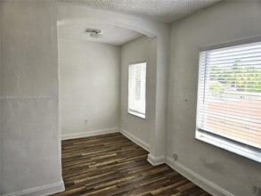 384 Tamiami Canal Rd in Miami, FL - Building Photo - Building Photo