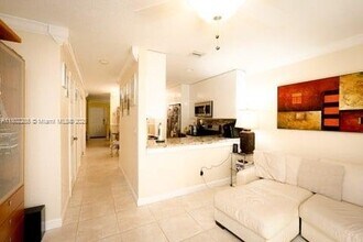 9712 NW 14th St in Coral Springs, FL - Building Photo - Building Photo