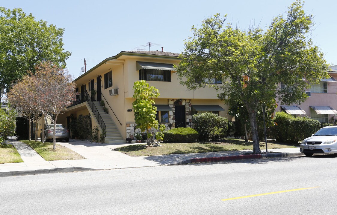 238 N Jackson St in Glendale, CA - Foto de edificio