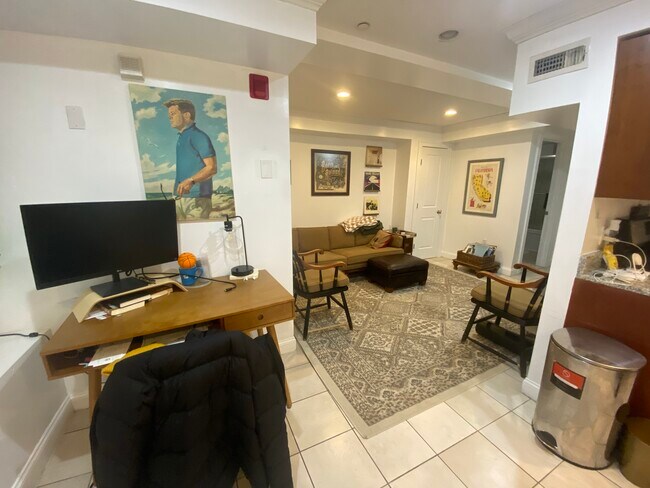 10 Sheafe St, Unit 1 in Boston, MA - Building Photo - Building Photo