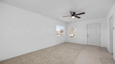 217 Lincoln Ave in Bakersfield, CA - Building Photo - Building Photo
