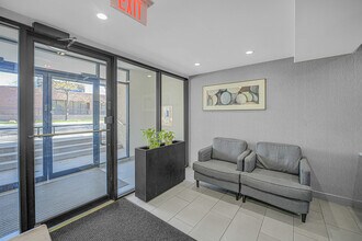 5420 N Sheridan Rd in Chicago, IL - Building Photo - Building Photo