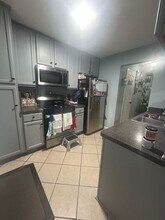 251 Margaret St in Fairburn, GA - Foto de edificio - Building Photo