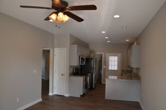 2265 9th Ave Pl NE in Hickory, NC - Building Photo - Building Photo