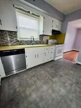 32 Union Pl, Unit 2FL in Irvington, NJ - Building Photo - Building Photo