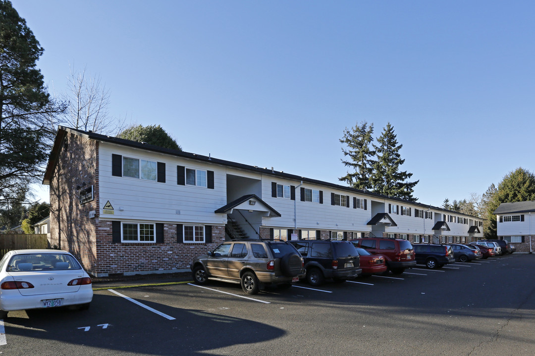 Cedar Flats in Portland, OR - Building Photo