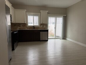 690 S Saturn Ave in Idaho Falls, ID - Building Photo - Building Photo