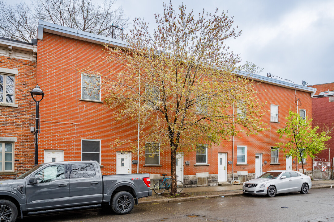 619 De La Sucrerie St in Montréal, QC - Building Photo