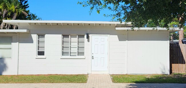 property at 1579 Avocado Ave