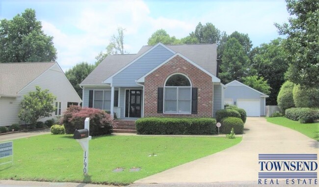 property at 1790 Potomac Dr