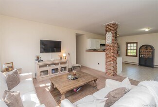 102 Ward St in Montgomery, NY - Building Photo - Building Photo