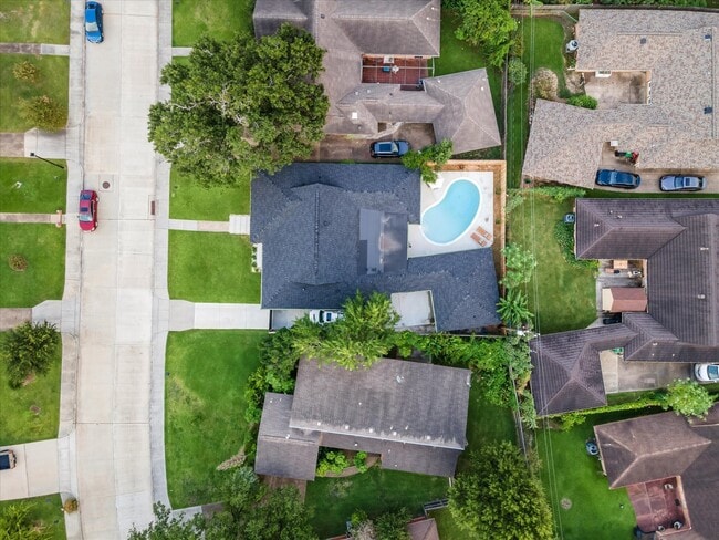 property at 4111 Martinshire Dr