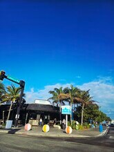 250 NE 51st St in Fort Lauderdale, FL - Foto de edificio - Building Photo