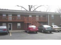 Mill Creek Terrace Apartments in Louisville, KY - Foto de edificio - Building Photo