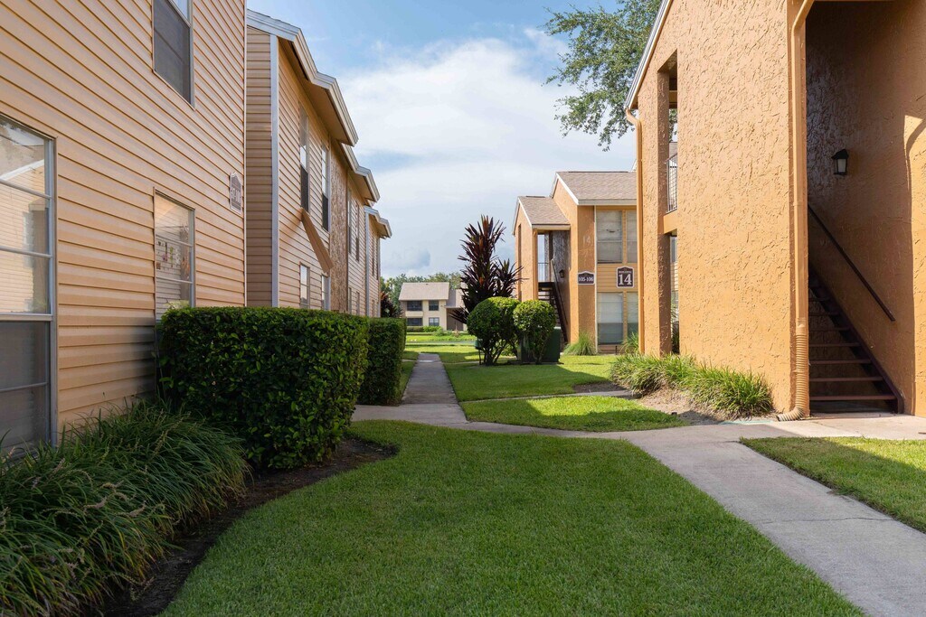 The Park at Santa Maria Apartments in Ormond Beach, FL