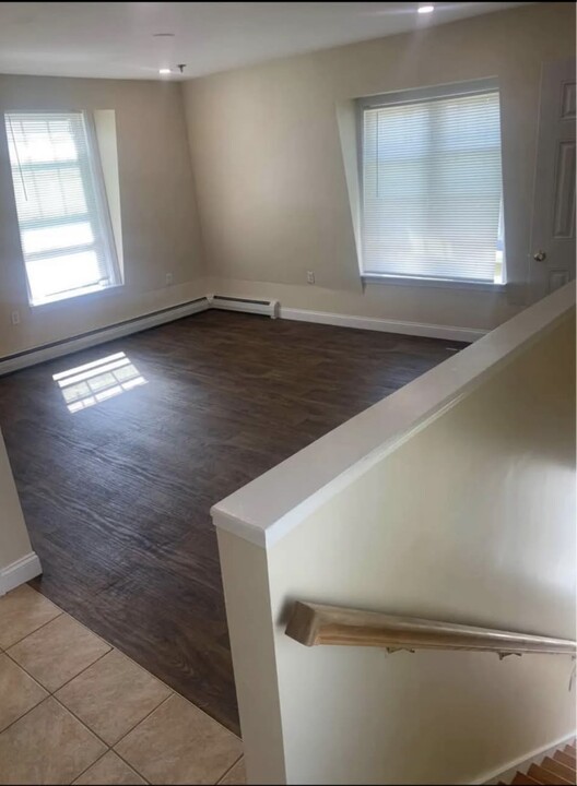 15 Webster St, Unit 3 in Haverhill, MA - Foto de edificio