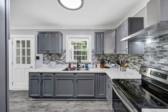 483 Allen Dr in Sumter, SC - Building Photo - Building Photo