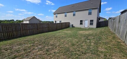 5007 SW Fieldstone Blvd in Bentonville, AR - Building Photo - Building Photo
