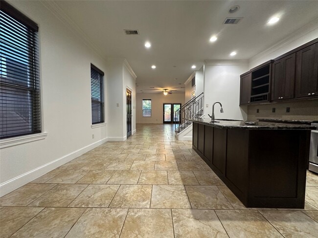 5429 Petty St in Houston, TX - Foto de edificio - Building Photo