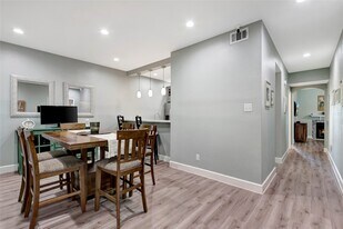 18809 Egret Bay Blvd in Houston, TX - Building Photo