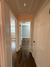 2115 Churchill Dr in Greensboro, NC - Foto de edificio - Building Photo