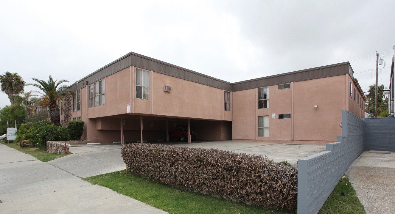 Santa Rosa Villas Apartments in San Diego, CA - Building Photo