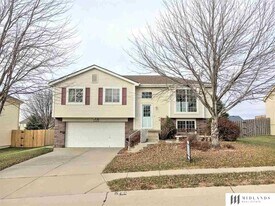 3208 Chad Ave in Bellevue, NE - Building Photo