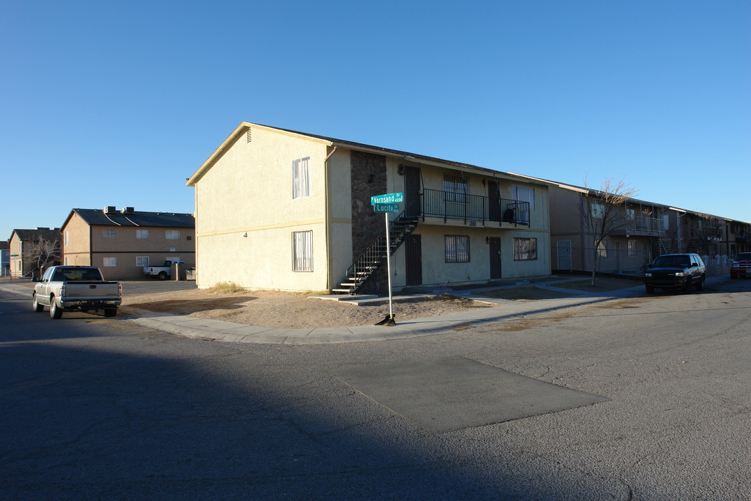 4775 Lucite Ln in Las Vegas, NV - Building Photo