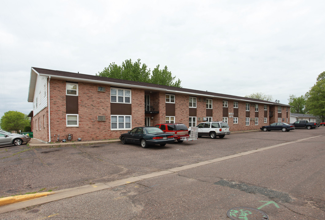 Marlo Apartments in Altoona, WI - Building Photo