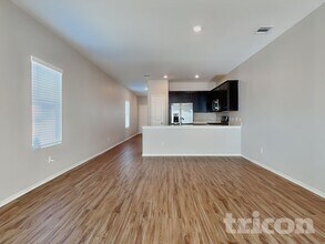 108 Mica Trl in Maxwell, TX - Building Photo - Building Photo