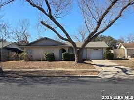 10807 Green Brook Dr in San Antonio, TX - Building Photo