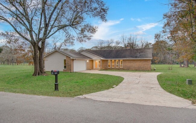property at 523 Brandon Rd