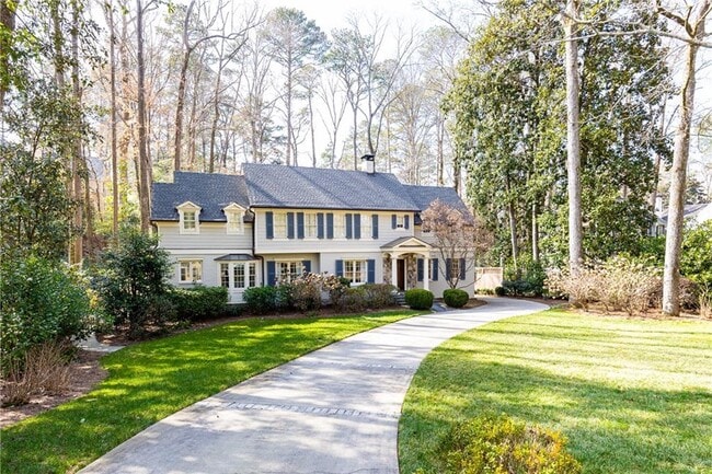 3982 Club Dr NE in Atlanta, GA - Building Photo - Building Photo