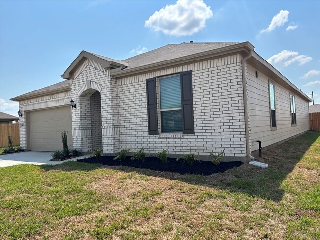 property at 2815 Lyra Ct