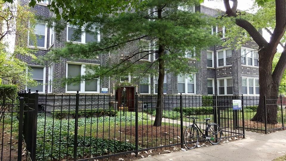 1256 W Montrose Ave in Chicago, IL - Building Photo