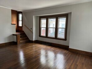 34 Diamond Ave NE in Grand Rapids, MI - Building Photo - Building Photo