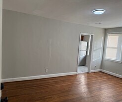 5644 Midwood Ave, Unit 2 in Baltimore, MD - Building Photo