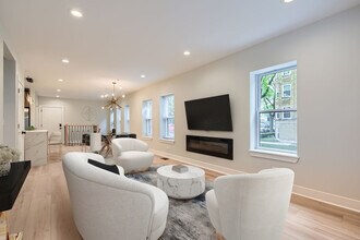 5014 N Rockwell St in Chicago, IL - Building Photo - Building Photo